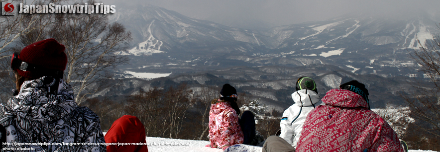 JapanSnowtripTips-Tangram-Ski-Circus-Skiing-Snowboarding-Niigata-Nagano-Japan